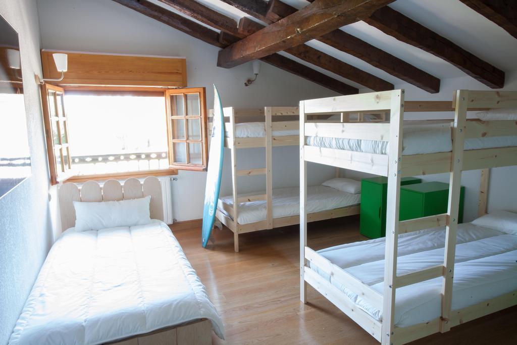 Moana Surf Hostel Urduliz Rom bilde